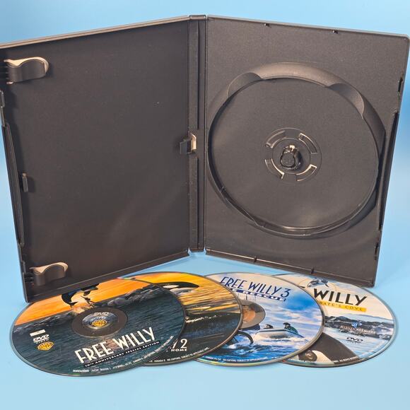 Family Movie DVD Bundle – 3-Disc Lot (Free Willy, Justice League, Dora) - Picture 7 of 7